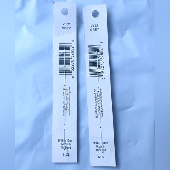 Lot Of 2 NEW Slimline Buttons Grey 9/16 (13mm) 12 Buttons Plastic V652 - Picture 3 of 4